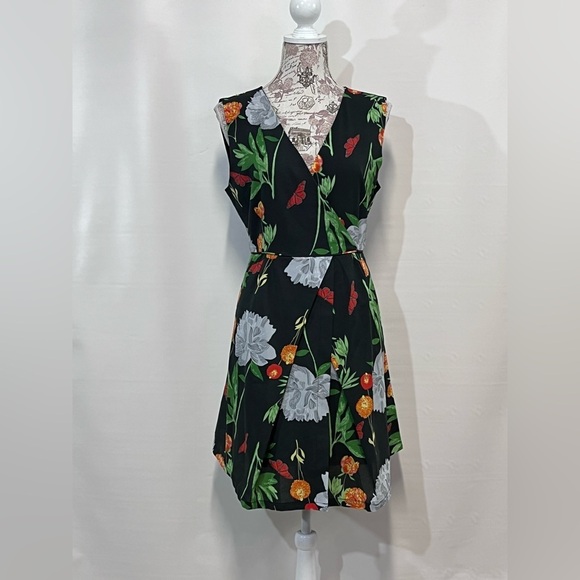 CAMILLA TREE Black floral print faux wrap mini dress size M. - Picture 2 of 11